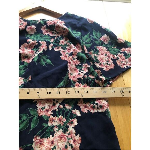 Forever 21 Spring Floral Mini Dress Fluttered Sleeve Size L - Picture 8 of 11